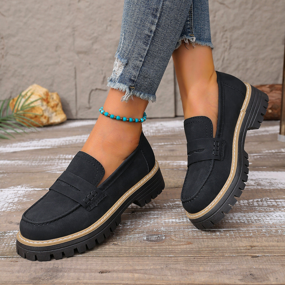 Women’s casual chunky loafer with thick profile sole, padded comfort footbed, and decorative bridge Mune Fashion