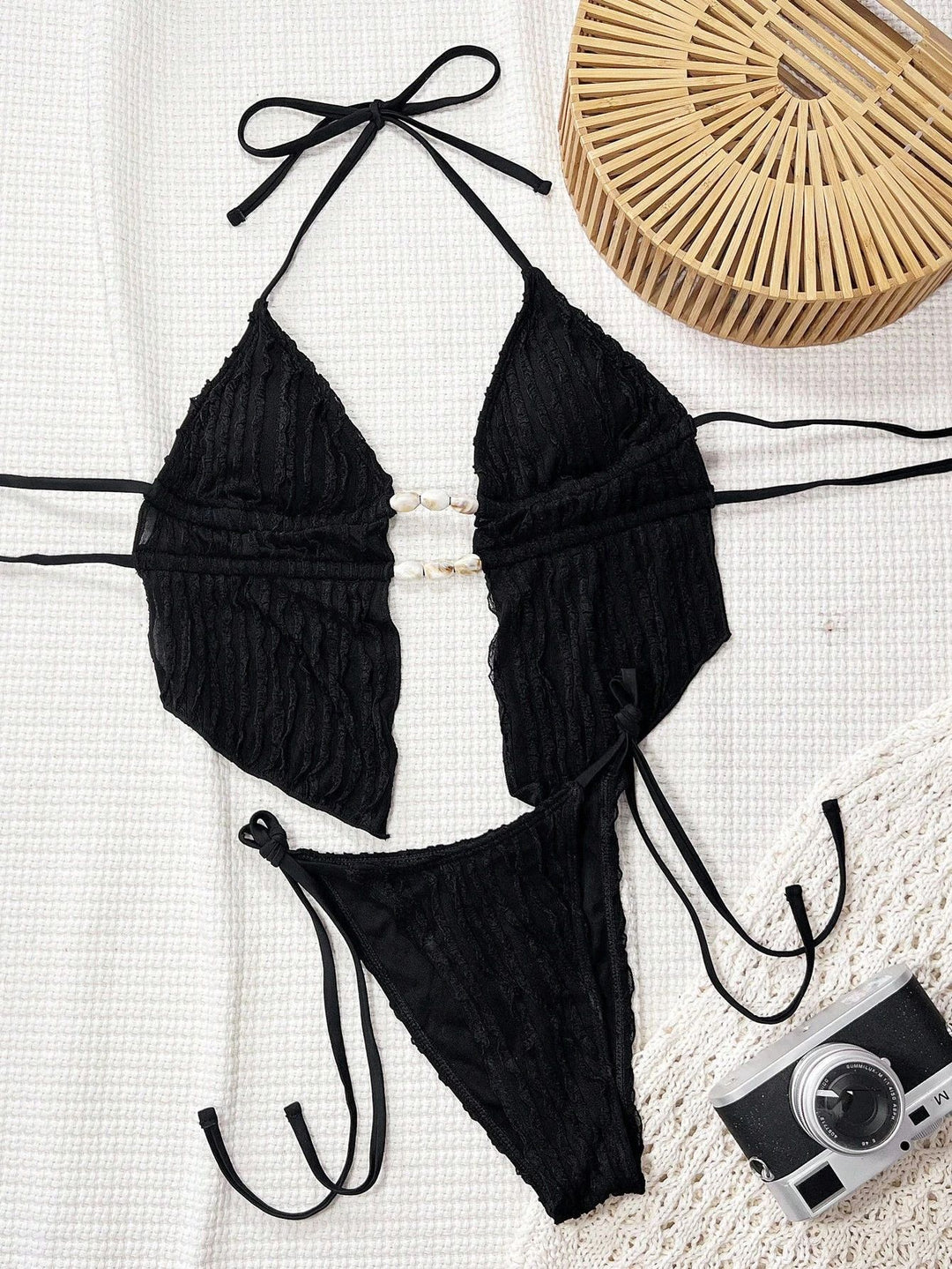 Women's bikini set with fashionable ruffle design and adjustable ties Mune Fashion