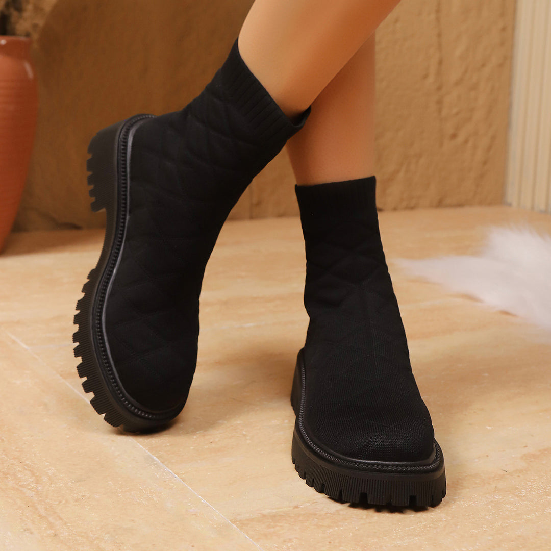 Women's Stylish and Comfortable Knitted Boots Mune Fashion