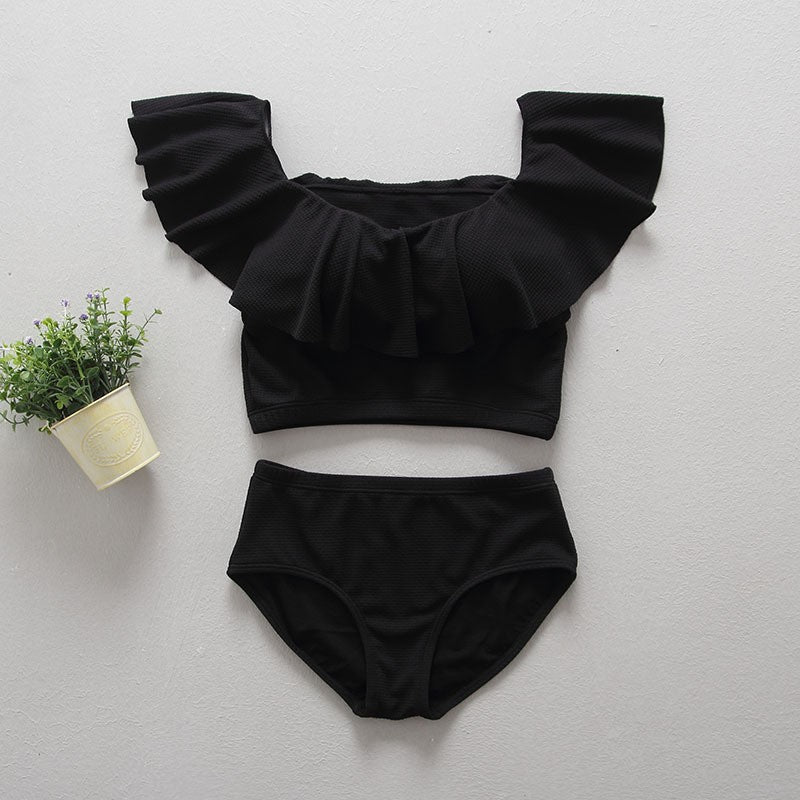 Women's swimsuit with ruffles and elegant ribbed texture Mune Fashion