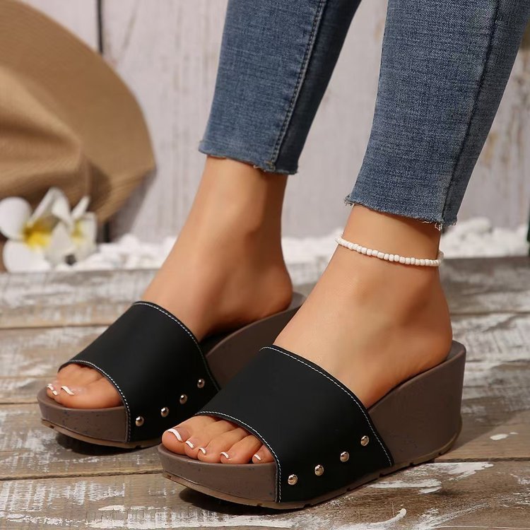 Women's wedge sandals with wide strap, stud accent, and ergonomic wedge sole Mune Fashion