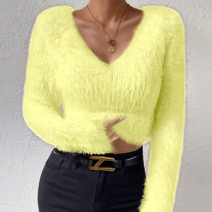 Women's Fluffy Crop Sweater with V-Neck and Eyelash Structure Mune Fashion