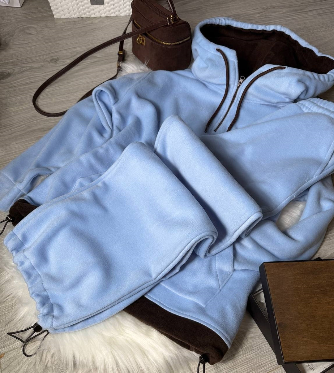 Women's fleece loungewear set with half front zip, lined hood and high cut comfort pants Mune Fashion