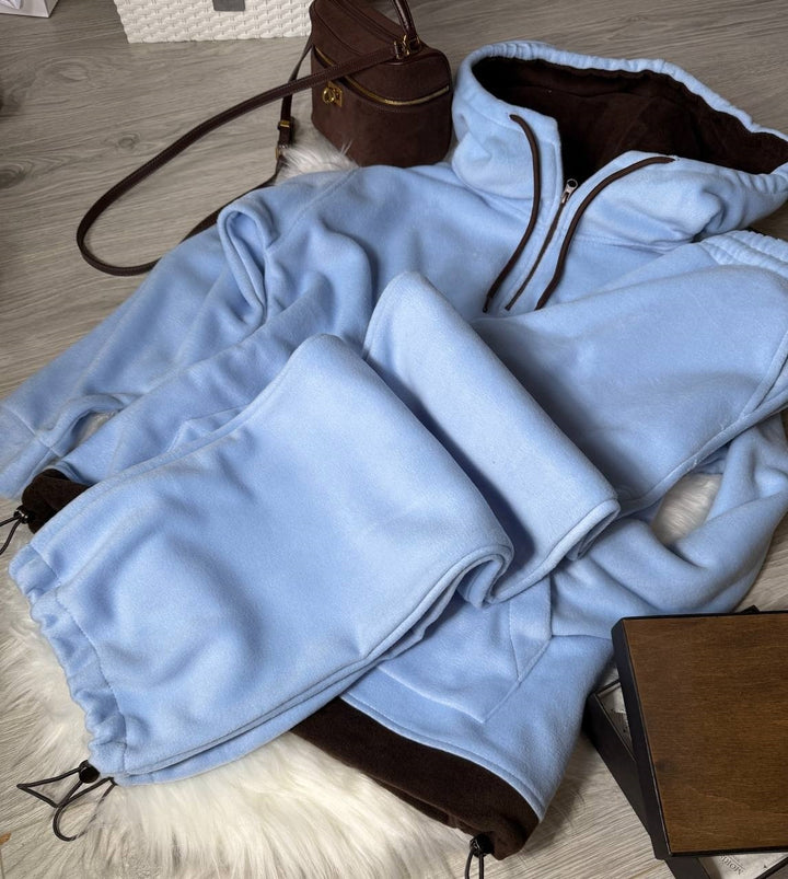 Women's fleece loungewear set with half front zip, lined hood and high cut comfort pants Mune Fashion