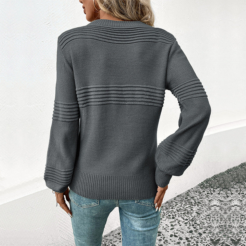 Women's fine knit sweater with horizontal ribbed yoke and ribbed cuffs Mune Fashion