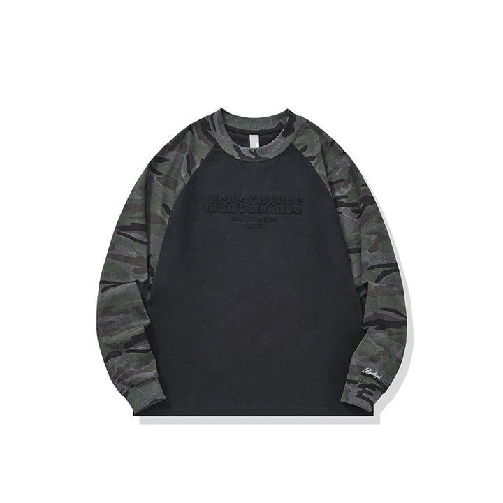 Unisex Oversize Sweatshirt with Camouflage Raglan Sleeves and Embossed Front Logo Mune Fashion