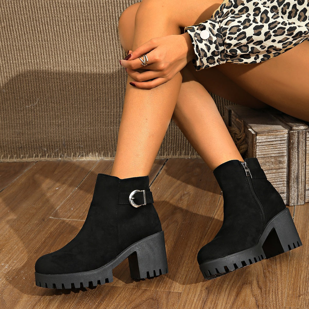 Women Fashionable Kick-High Ankle Boots Mune Fashion