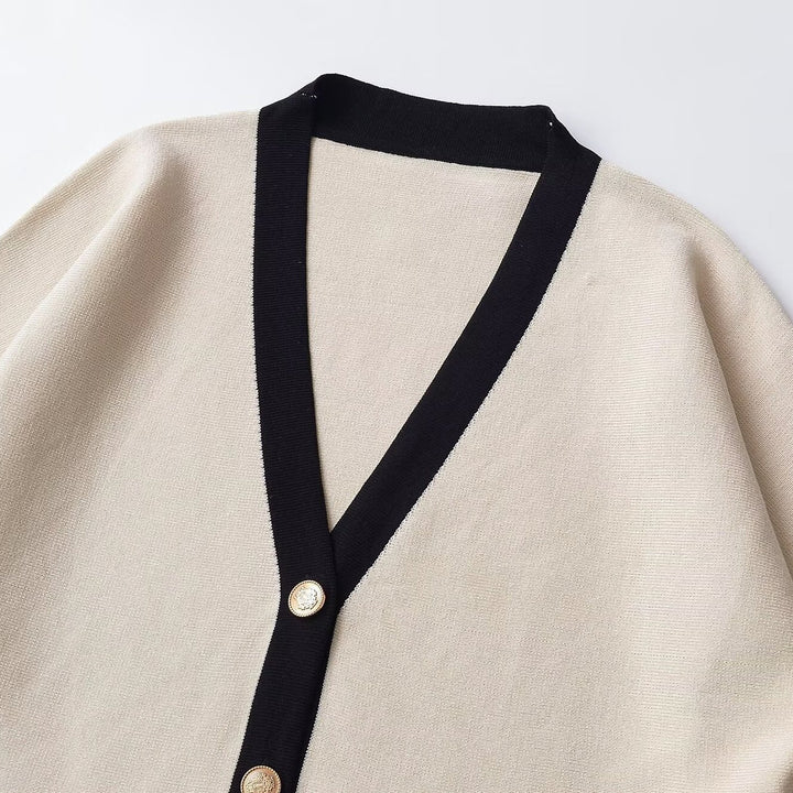 Women Short-Sleeved Knit Poncho Cardigan with Contrast Trim and Decorative Gold Buttons Mune Fashion