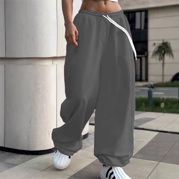 Women's wide Baggy joggers with a high comfort waistband, drawstring and elastic ankle cuffs Mune Fashion