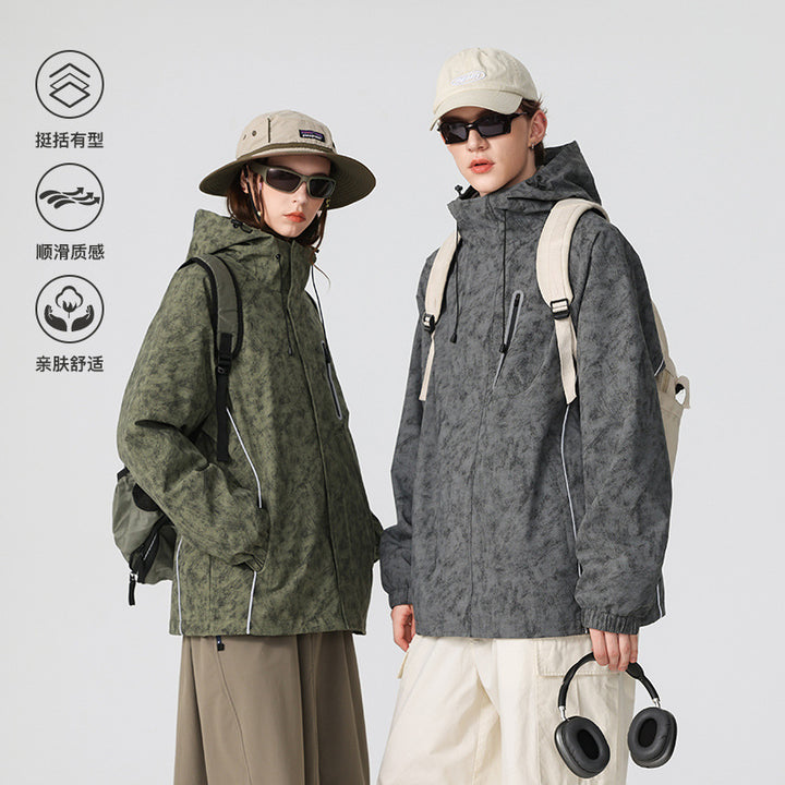 Men's technical rain jacket with hood, waterproof material and chest zipper Mune Fashion