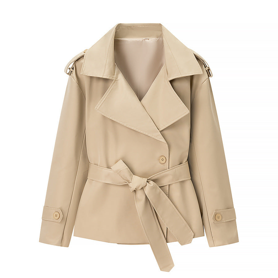 Ladies nan shortened double-breasted trench coat with tie belt shoulder flaps and cuff fasteners Mune Fashion