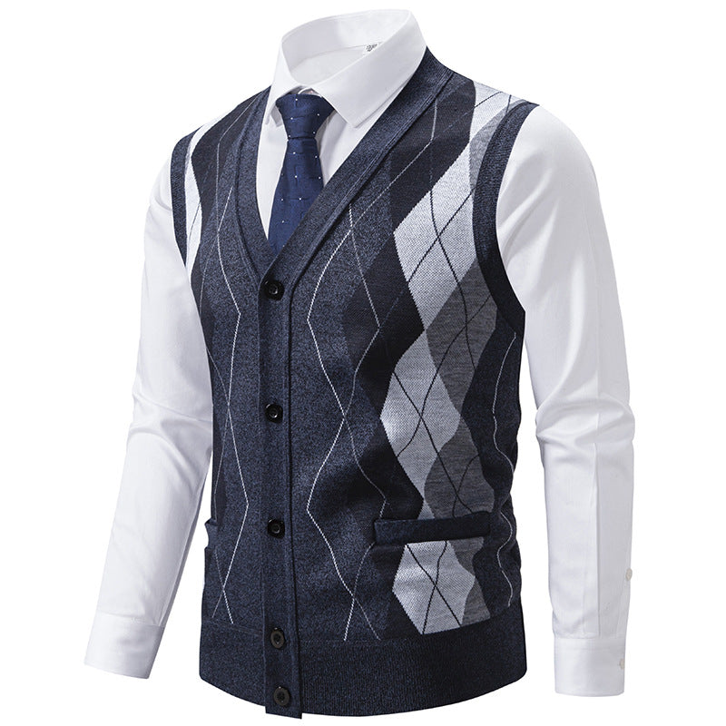 Men's sleeveless wool blend vest with V-neck, Argyle diamond pattern, welt pockets and button placket Mune Fashion