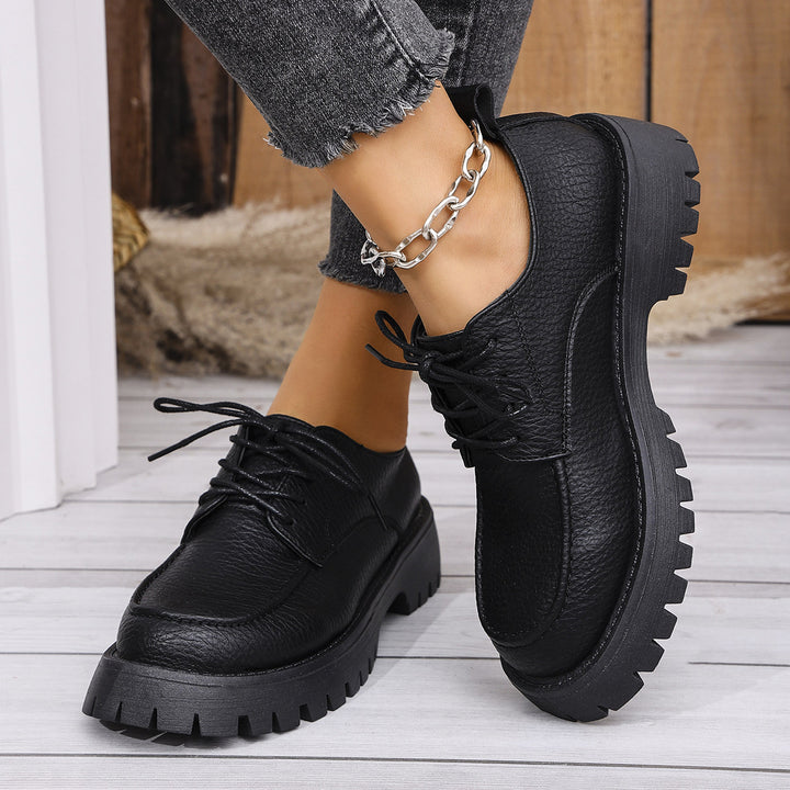 Ladies nan robust Derby lace-up shoes with profiled rubber sole and 4cm wedge heel Mune Fashion
