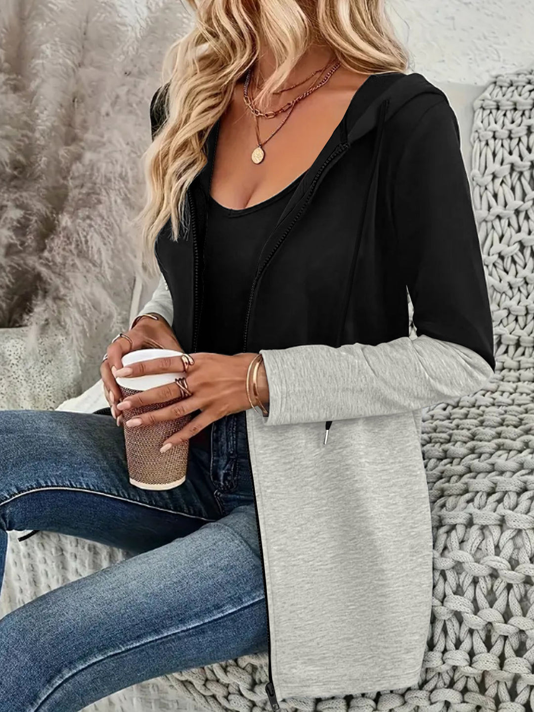 Women Longline Hooded Sweat Jacket with Color Block, Zip and Side Pockets Mune Fashion
