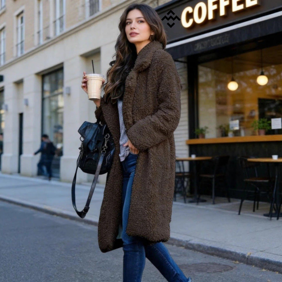Women's cuddly teddy coat with oversized cut and high collar Mune Fashion