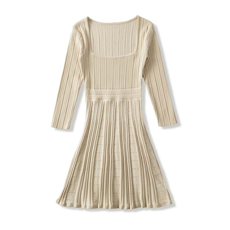 Women's Figure-Hugging Fine Knit Midi Dress with Square Neckline and Pleated Skirt Mune Fashion