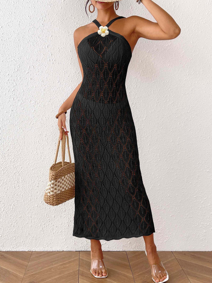 Women's crochet maxi dress with an elegant flower detail Mune Fashion