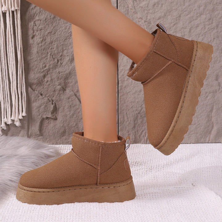 Ladies Padded Ankle Boots with Platform Sole and Velour Look Mune Fashion