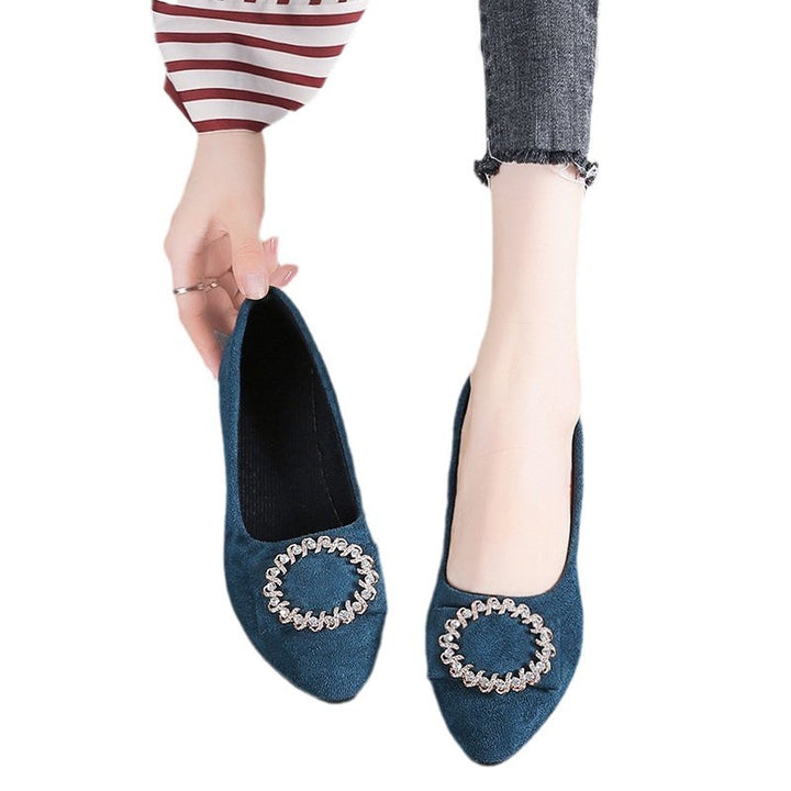 Women's elegant velour-look ballet flats with decorative jewelry brooch and small block heel Mune Fashion
