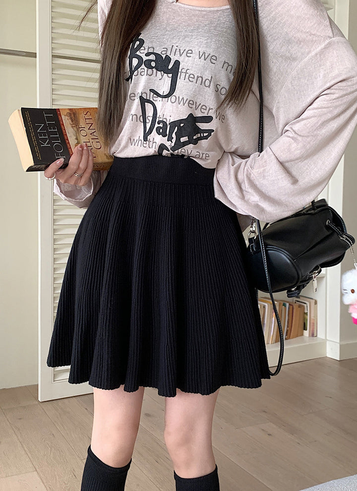Women's Pleated Skirt with High Waist Mune Fashion