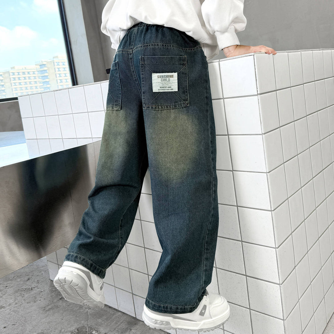 Women's loose jeans in urban style with practical pockets Mune Fashion
