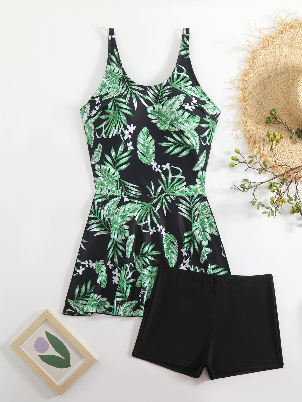 Women's swimsuit with floral pattern and fashionable short design Mune Fashion