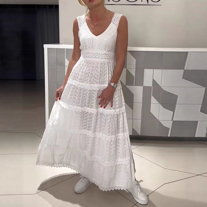 Women’s sleeveless Boho lace layered maxi dress with V-neck and empire waist Mune Fashion