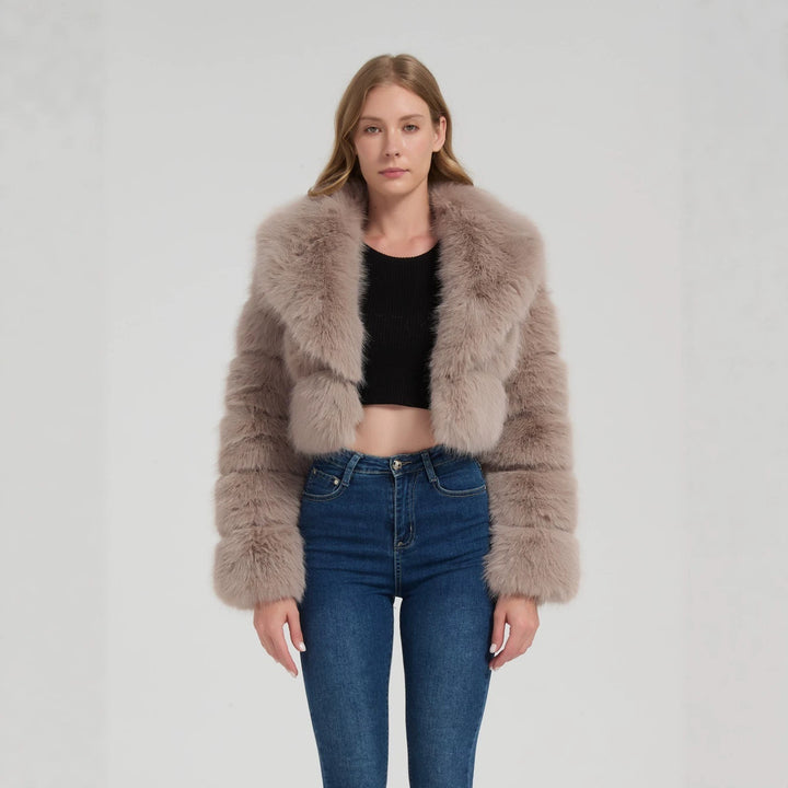 Ladies short-cut faux fur bolero jacket with voluminous shawl collar Mune Fashion