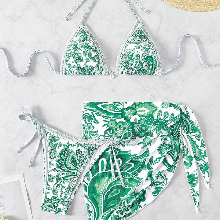 Ladies Triangle Bikini Set with voluminous Ruffles Mune Fashion