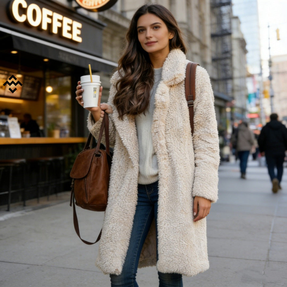 Women's cuddly teddy coat with oversized cut and high collar Mune Fashion