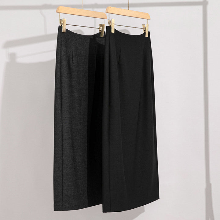 Women's maxi skirt made of fine knit with a straight fall and high waist Mune Fashion