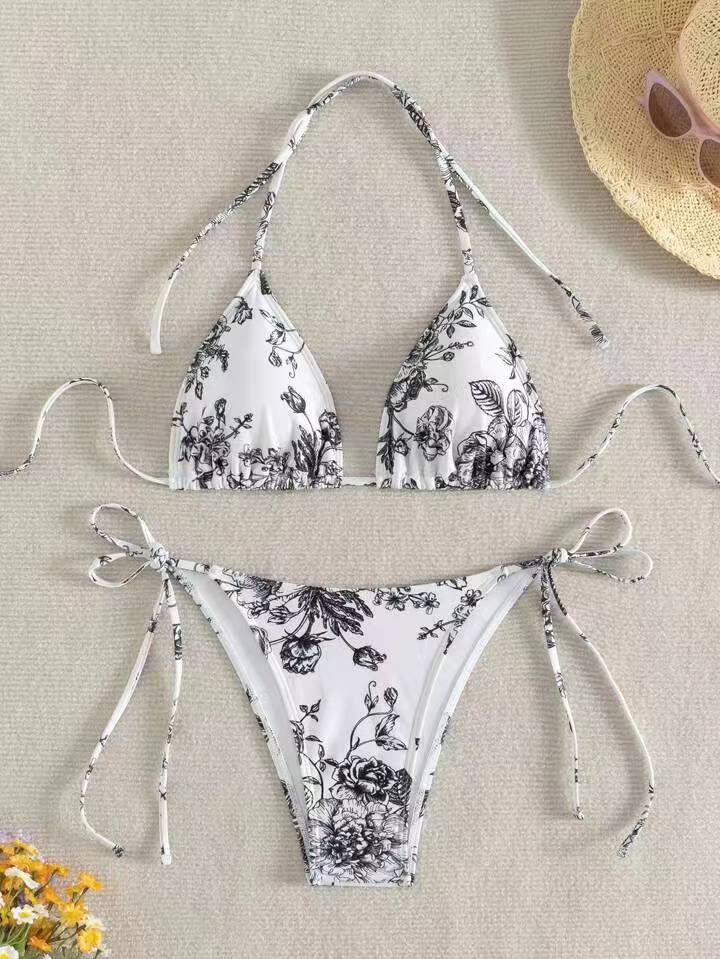 Women's Elegant Triangle Bikini Set with Removable Padding Mune Fashion