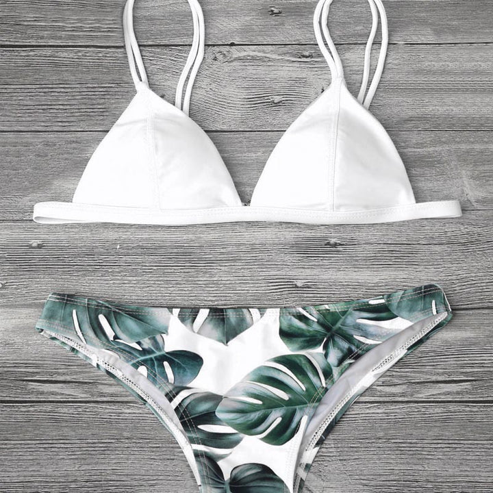 Ladies triangle bikini with trendy leaf pattern Mune Fashion
