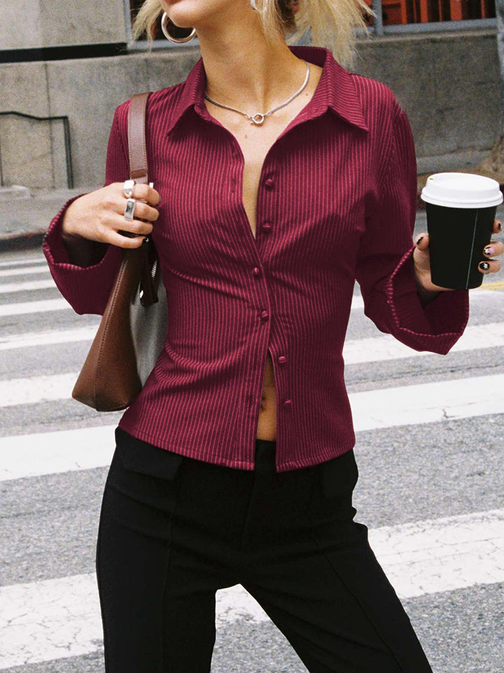 Women's Tailored Striped Shirt with Classic Collar Mune