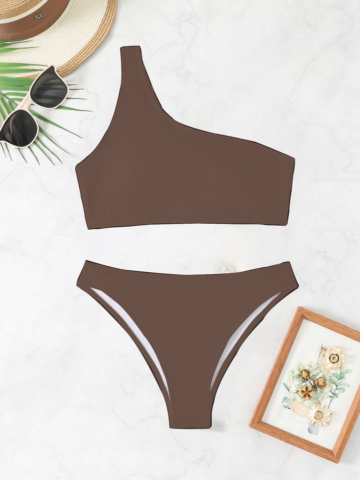 Women's Triangle Bikini with Asymmetric Cut and Refined Rib Design Mune Fashion
