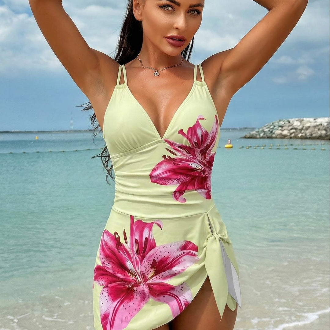 Women's Elegant Swimsuit with Floral Design and Side Knot Mune Fashion