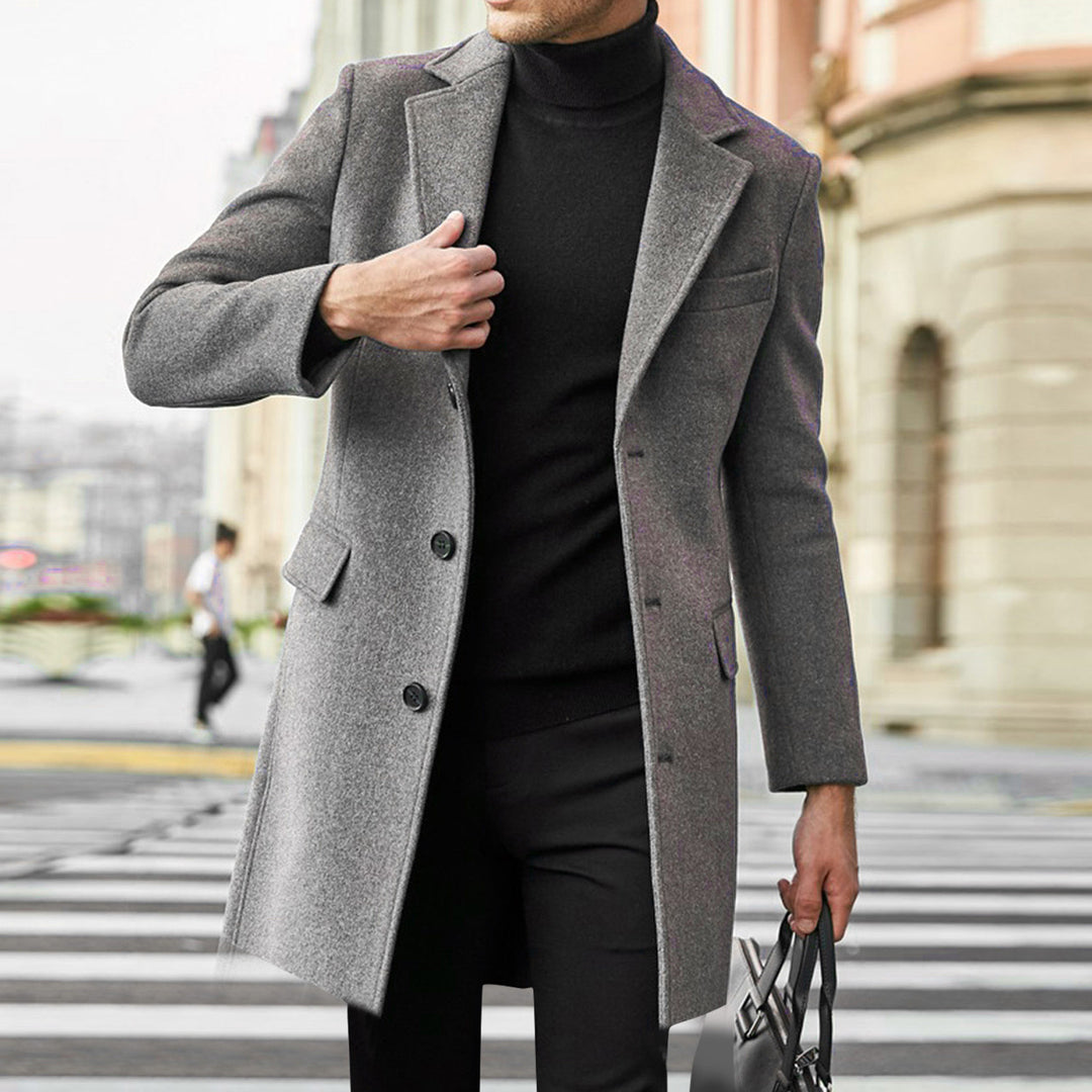 Men's elegant wool coat with a slim fit, notch collar, and practical inner pockets Mune Fashion
