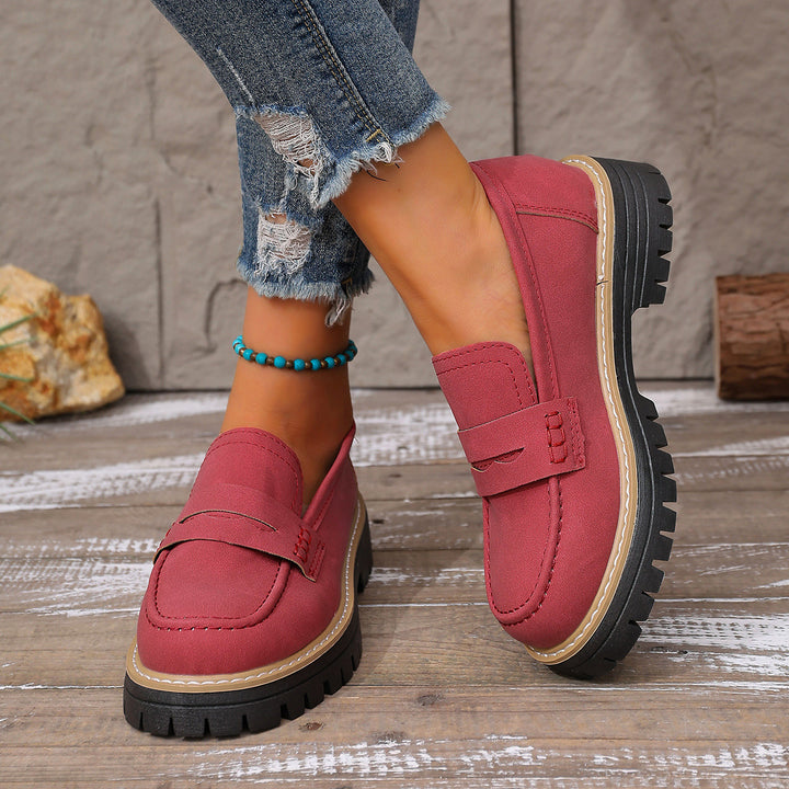 Women’s casual chunky loafer with thick profile sole, padded comfort footbed, and decorative bridge Mune Fashion