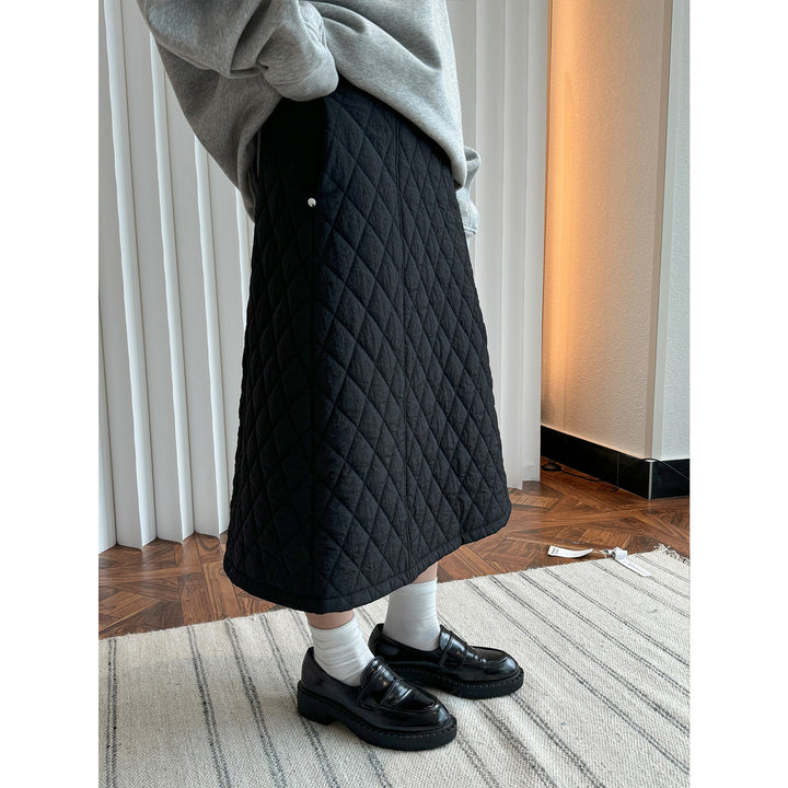 Women’s Quilted Midi Skirt with A-Line and Patch Pocket Mune Fashion