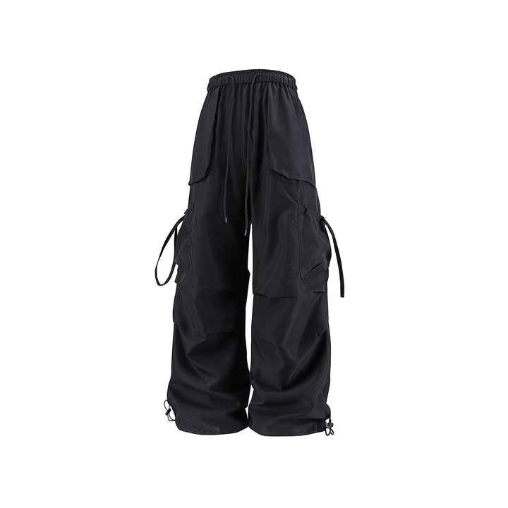 Men's Oversized Cargo Trousers in Baggy Utility Cut with Elastic Waistband, Flap Pockets and Adjustable Hem Closures Mune Fashion