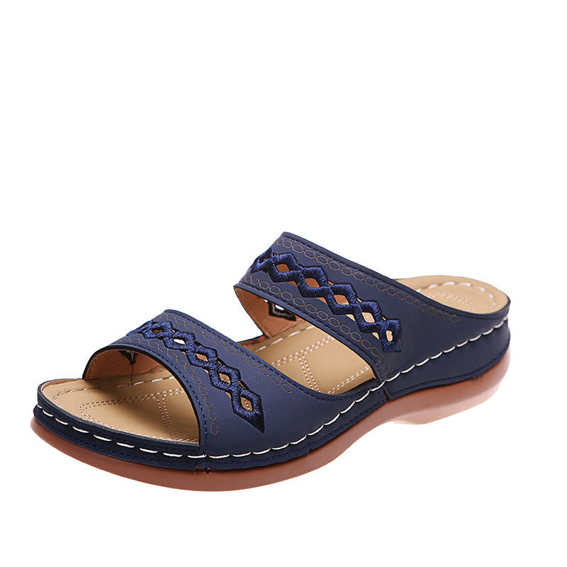 Women's comfort sandals with double strap, embroidery and padded footbed Mune Fashion