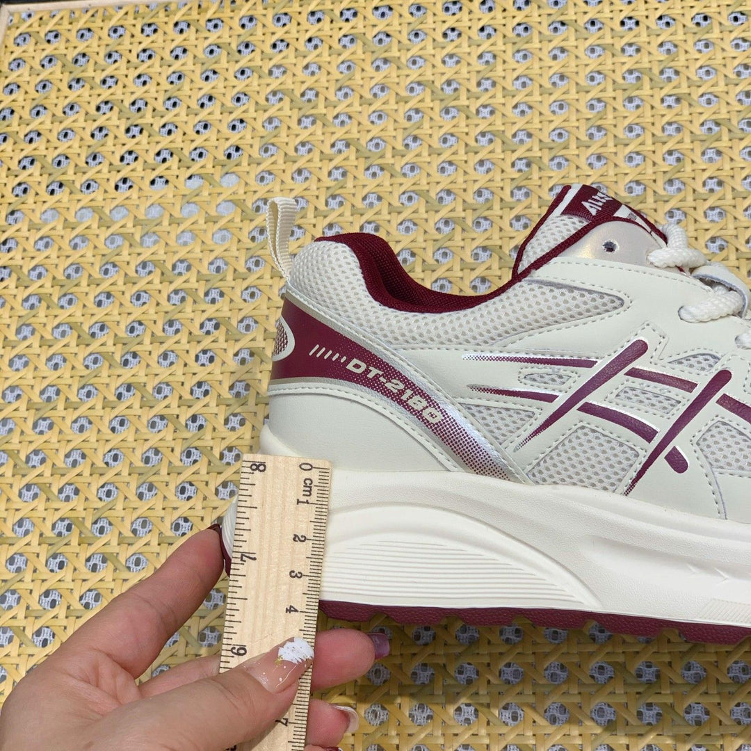 Ladies Sportive Chunky-Sneaker with airy mesh inserts and robust profile sole Mune Fashion