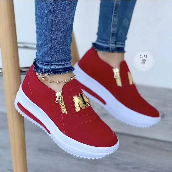 Women's Slip-On Platform Sneaker with decorative metal zipper and logo application Mune Fashion