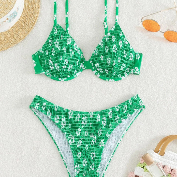 Women's High-Waisted Bikini with Padded Top and Adjustable Straps Mune Fashion