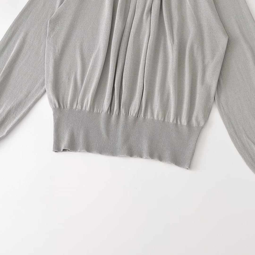 Ladies balloon sleeve fine-knit sweater with gathered stand-up collar and button detail Mune Fashion