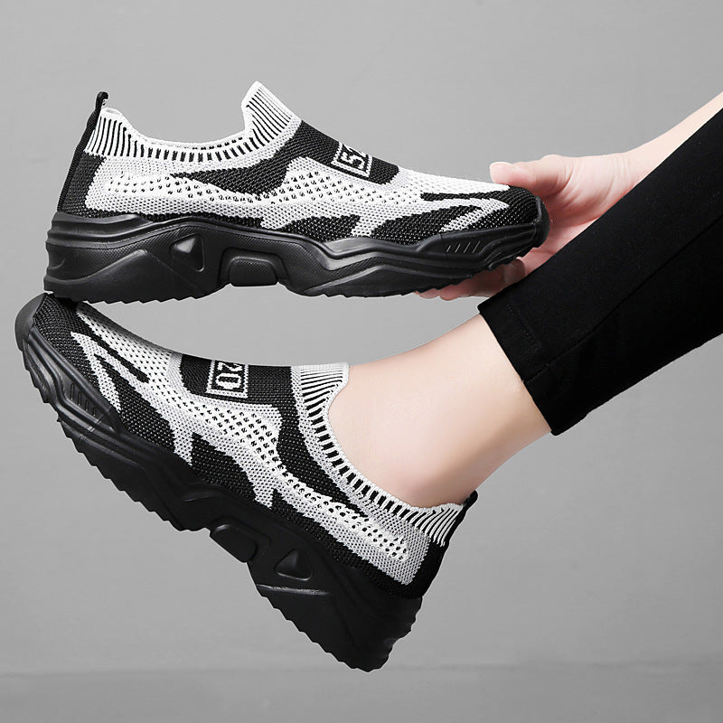Women's seamless knit sneakers with sock-like entry and molded comfort sole Mune Fashion