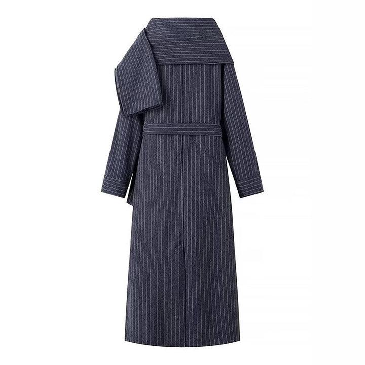 Women’s long coat with oversized shawl collar, belt at the waist and pinstripes Mune Fashion