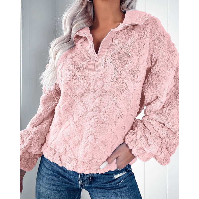 Ladies plush sweater in teddy look with half zipper and structured diamond pattern Mune Fashion