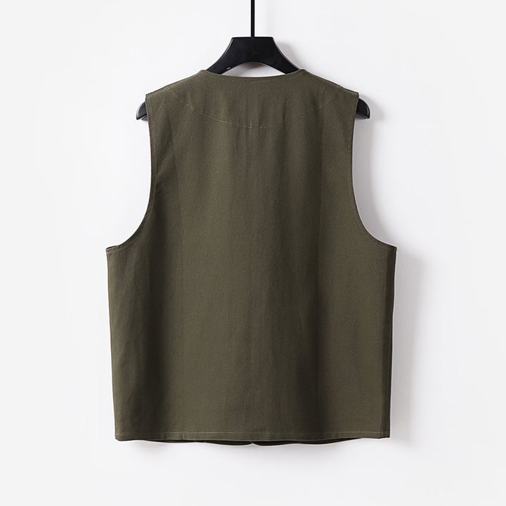 Men's utility vest with V-neck, button placket, and applied flap pockets Mune Fashion