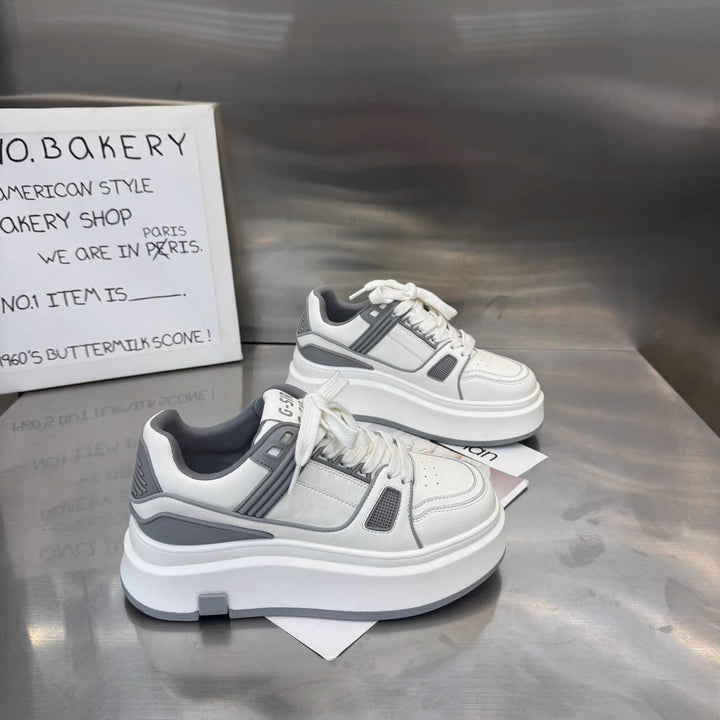 Women's Sporty Sneakers with Cushioned Platform Sole and Breathable Inserts Mune Fashion